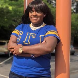 Meet your Posher, Christie